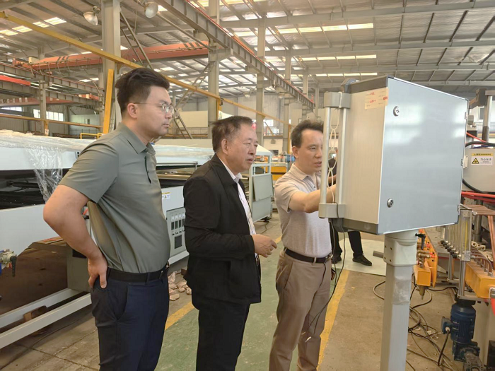 實(shí)地指導(dǎo)工作1 實(shí)地指導(dǎo)工作1