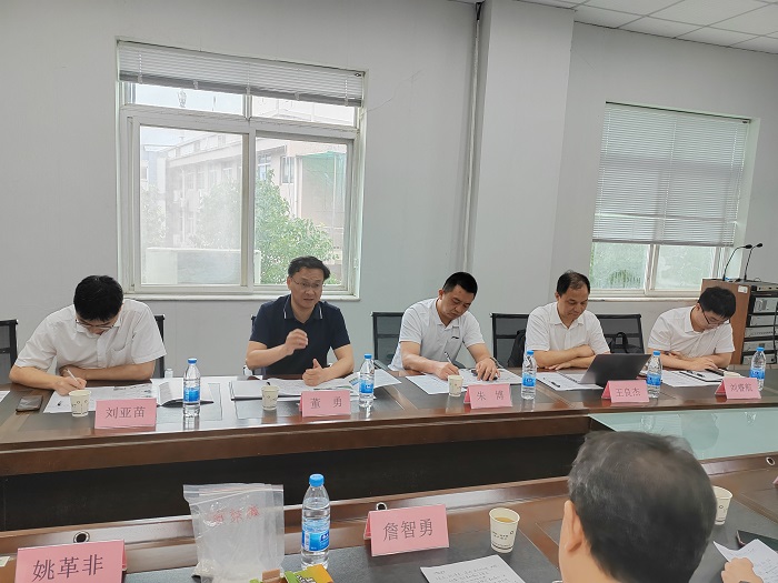 區(qū)長(zhǎng)講話 區(qū)長(zhǎng)講話