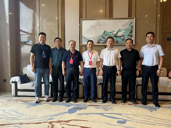 中國(guó)材料集團(tuán)(武漢建材院)團(tuán)隊(duì)交流 中國(guó)材料集團(tuán)(武漢建材院)團(tuán)隊(duì)交流