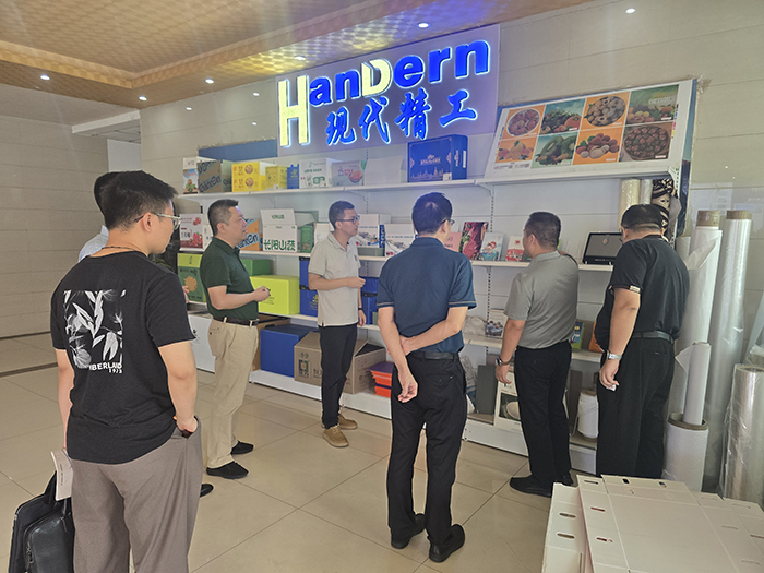 參觀展廳 參觀展廳